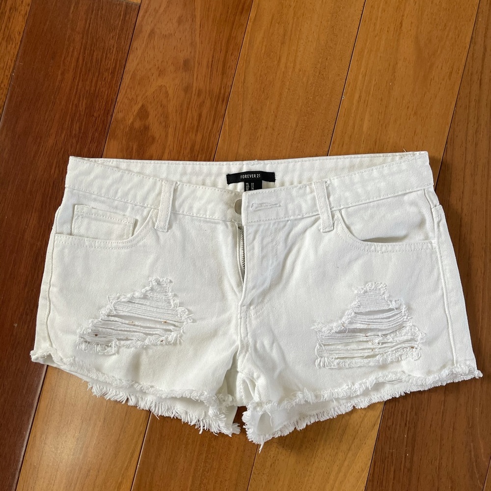 F21 White denim jean shorts